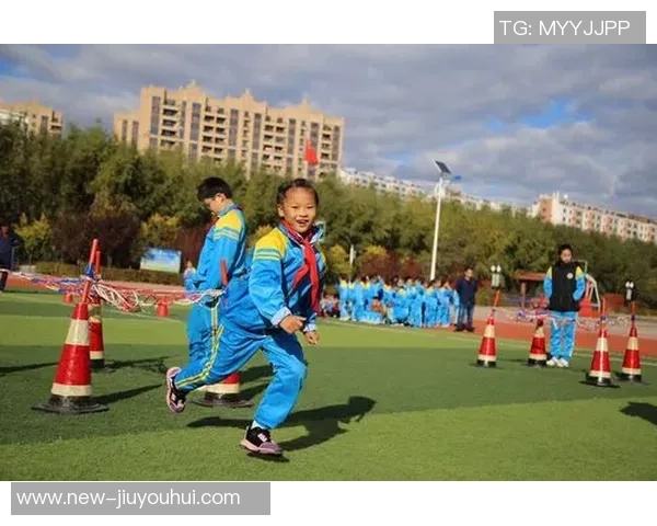 足球袜的异味之谜如何影响运动表现与健康